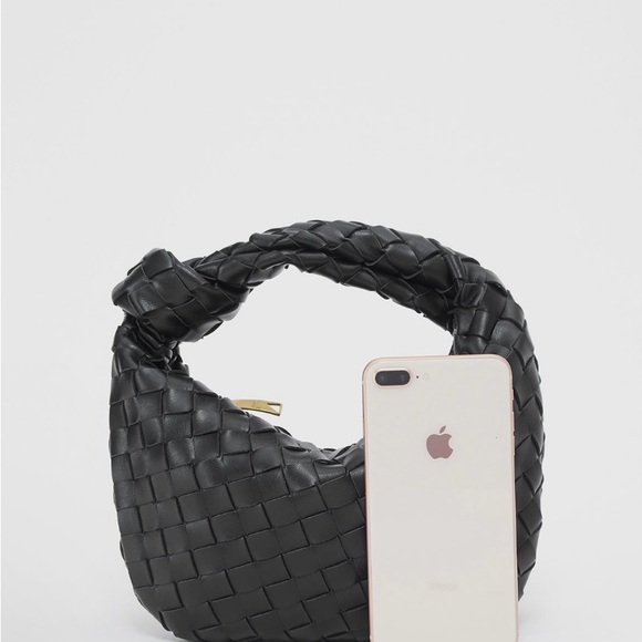 Elegant Black Braided Handbag - Picture 4 of 5